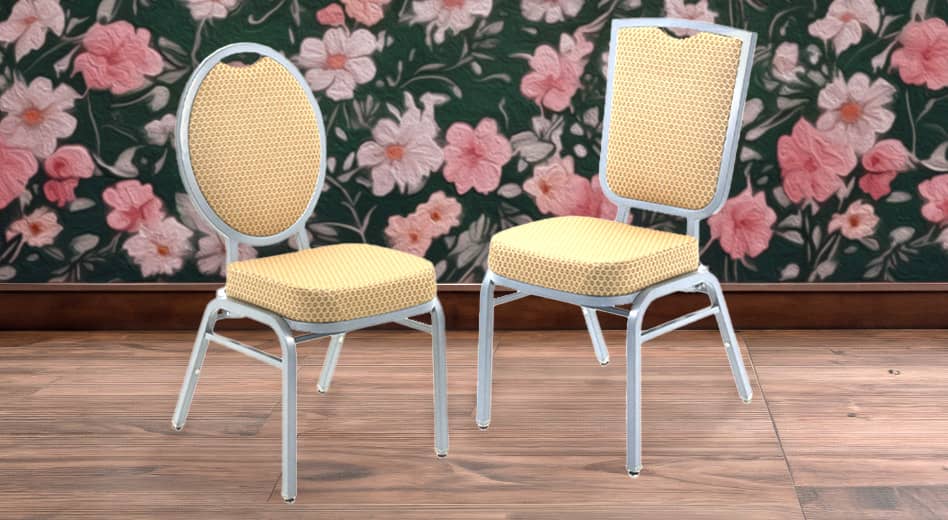 Silla de banquete Essentials II con tapizado amarillo y estructura plateada